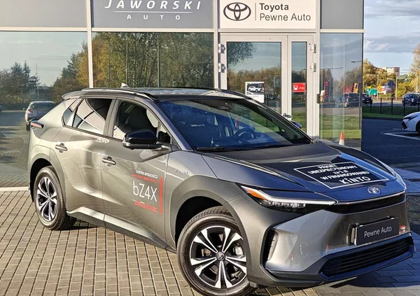 samochody osobowe Toyota bZ4X cena 187900 przebieg: 5025, rok produkcji 2022 z Tarnogród